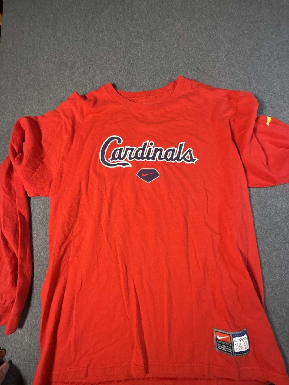 Vintage Nike Team St. Louis Cardinals MLB Long Sleeve T-Shirt Red Center Swoosh